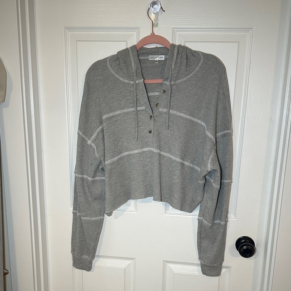 Fitz + Eddi cropped sweater/hoodie